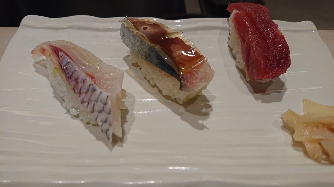 沖縄でお気に入りの寿司ランチを求めて①　那覇　叶和（トウワ）